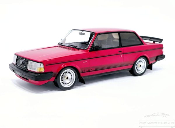 VOLVO 240 TURBO 1984 - IXO - Image 2