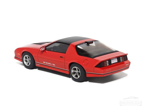 CHEVROLET CAMARO IROC-Z 1986 - IXO - Image 3