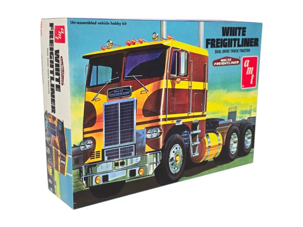 WHITE FREIGHTLINER DUAL DRIVE - AMT - Image 2