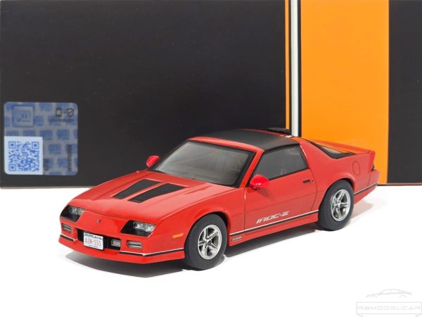 CHEVROLET CAMARO IROC-Z 1986 - IXO