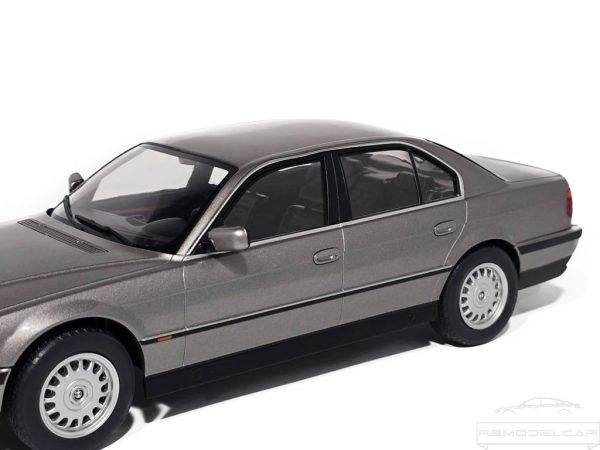 BMW 740i E38 1994 - KK SCALE - Image 6