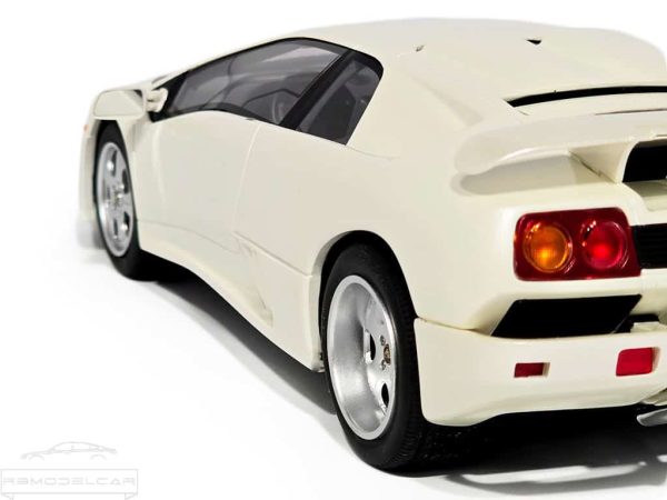 LAMBORGHINI DIABLO SE30 JOTA 1994 - GT SPIRIT - Image 9