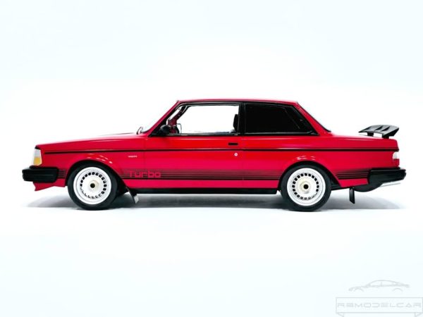 VOLVO 240 TURBO 1984 - IXO - Image 9