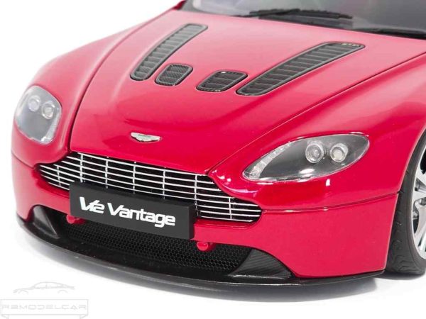 ASTON MARTIN VANTAGE V12 2010 - AUTOART - Image 6