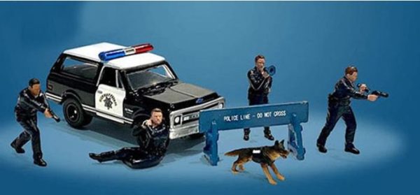 POLICE LINE 2 - AMERICAN DIORAMA - Image 2