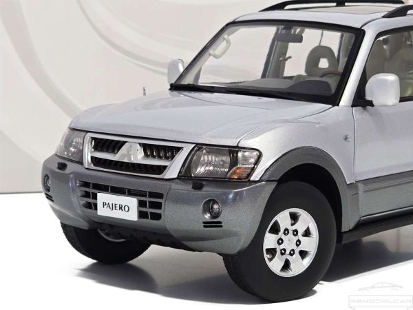 MITSUBISHI PAJERO V73 - SUN STAR - Image 5