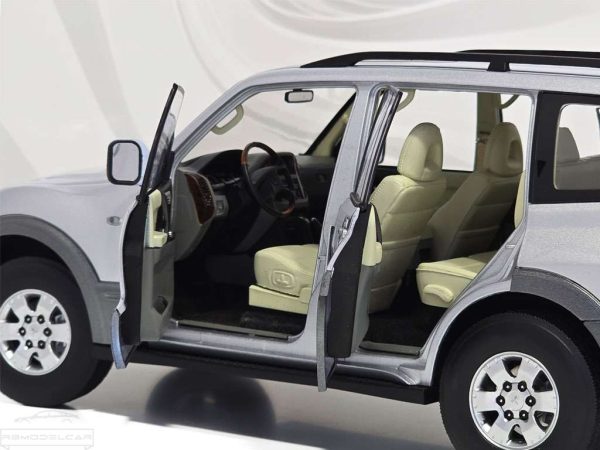 MITSUBISHI PAJERO V73 - SUN STAR - Image 7